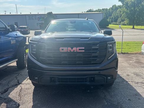 Used 2022 GMC Sierra 1500 Elevation AWD/4WD image 4