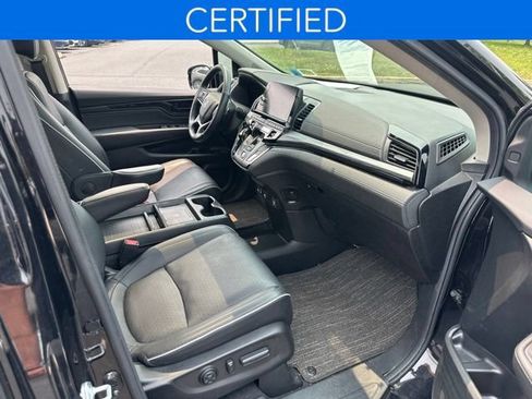 Used 2025 Honda Odyssey Elite image 17