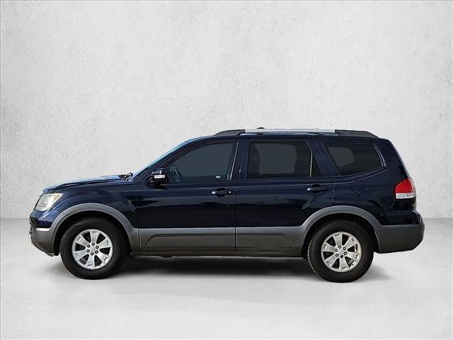 Used 2009 Kia Borrego LX w/ Convenience Pkg RWD image 8