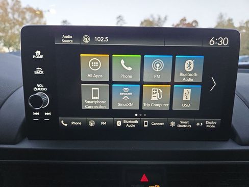 Used 2025 Honda Pilot EX-L image 19