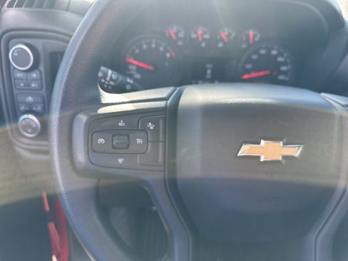 Used 2022 Chevrolet Silverado 1500 Custom image 8
