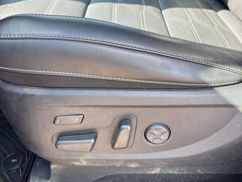 Used 2025 Kia Telluride SX Prestige image 14