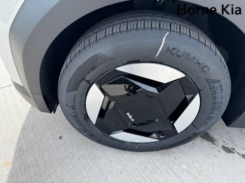 New 2026 Kia EV9 Light image 8