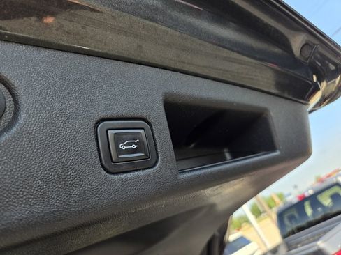 Used 2020 Chevrolet Equinox LT AWD/4WD image 33