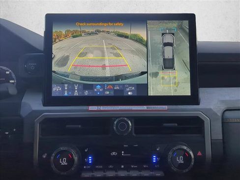 Used 2025 Toyota Tacoma 4x4 Double Cab Hybrid image 20