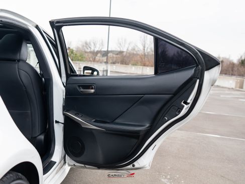 Used 2019 Lexus IS 300 F Sport w/ F Sport Package image 46