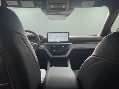 Used 2026 Ford Explorer Tremor w/ Tremor Convenience Package image 27