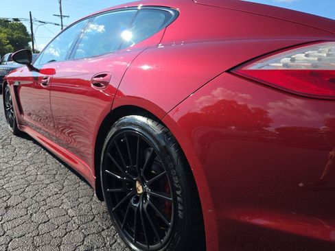 Used 2013 Porsche Panamera GTS AWD/4WD image 39