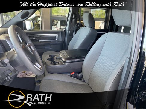 Used 2024 RAM 1500 Classic Warlock AWD/4WD image 11