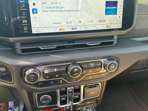 New 2025 Jeep Wrangler Unlimited Sport S 4xe image 19