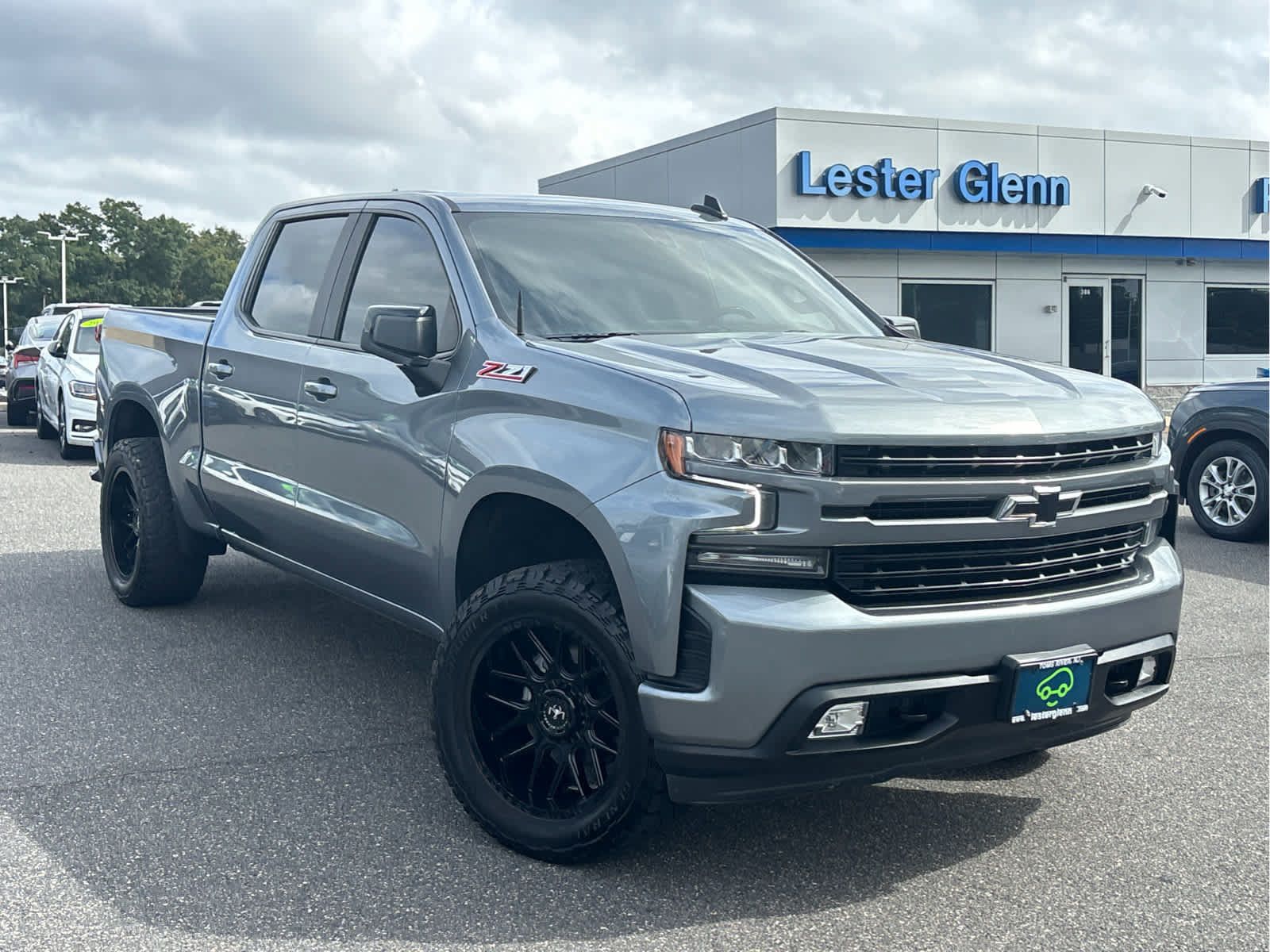 Certified 2021 Chevrolet Silverado 1500 RST w/ Z71 Off-Road Package AWD/4WD image 2