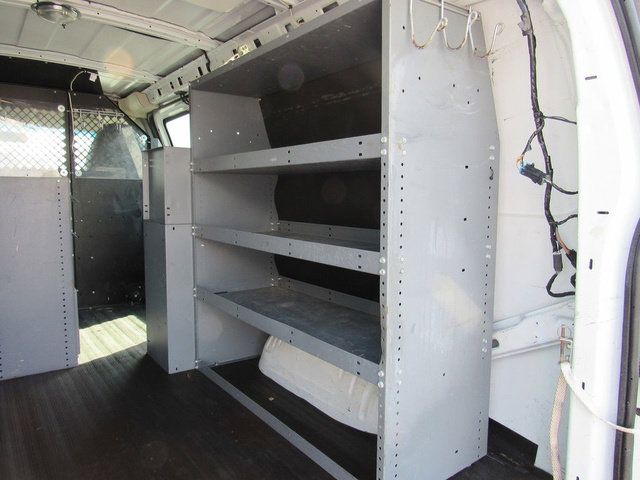 Used 2013 Chevrolet Express 2500 RWD image 23