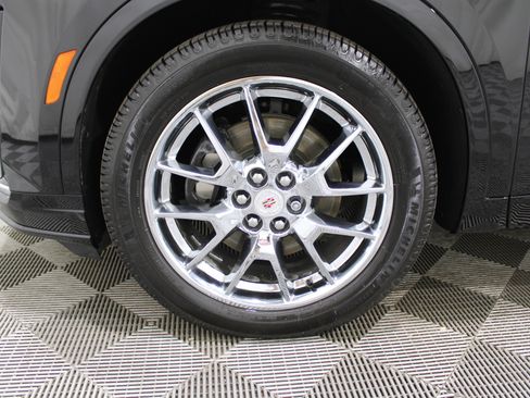 Used 2020 Cadillac XT6 Premium Luxury image 43