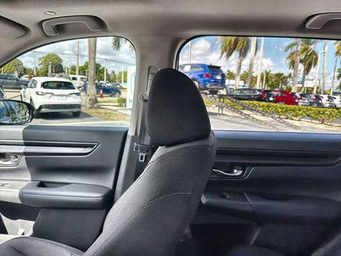 Certified 2025 Honda CR-V EX image 12