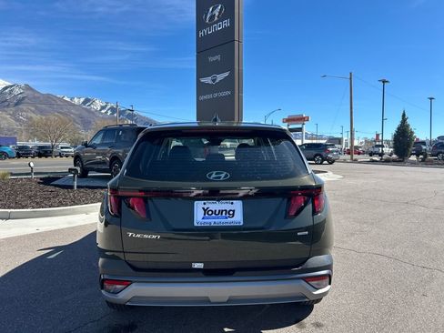 New 2026 Hyundai Tucson SE image 6