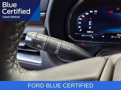 Used 2022 Chevrolet Tahoe Premier w/ Texas Edition RWD image 19