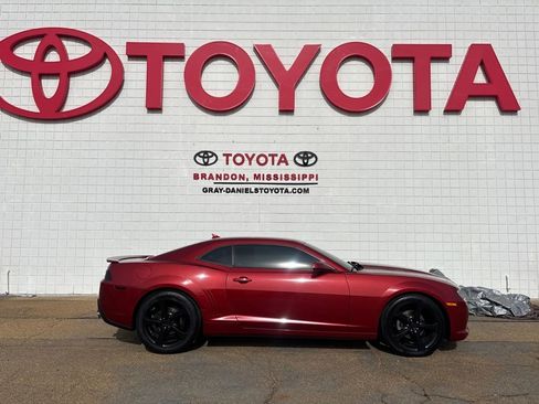 Used 2015 Chevrolet Camaro LT w/ RS Package image 4