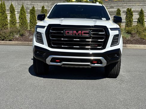 New 2026 GMC Yukon XL AT4 Ultimate image 3