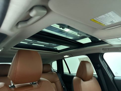 Certified 2025 MAZDA CX-50 Meridian Edition w/ Apex Package image 13