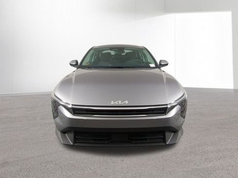 New 2025 Kia K4 LXS image 16