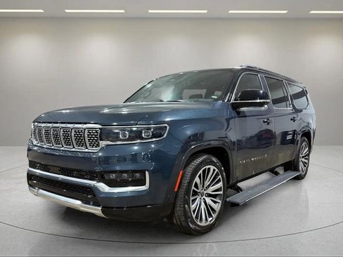 Used 2024 Jeep Grand Wagoneer L Series III image 22