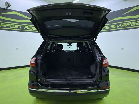 Used 2020 Chevrolet Equinox LT w/ Driver Convenience Package image 9