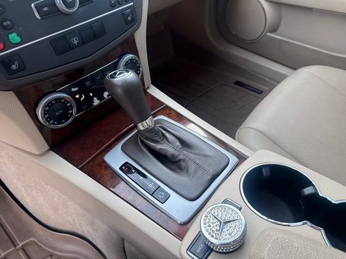 Used 2011 Mercedes-Benz C 300 4MATIC Sedan image 15