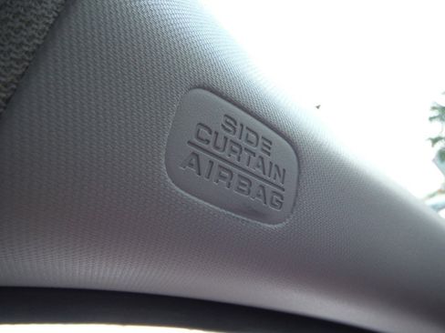 Used 2024 Honda HR-V LX image 24