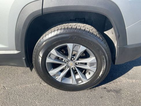 Used 2025 Chevrolet Equinox LT image 25