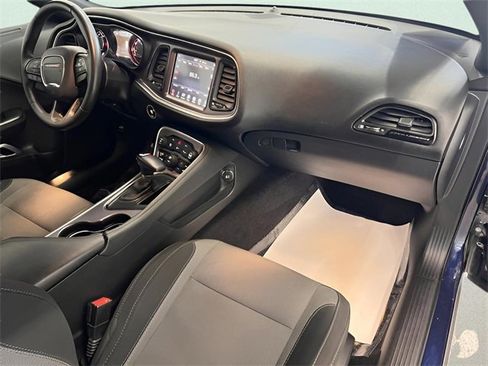 Used 2016 Dodge Challenger SXT w/ Sound Group image 12