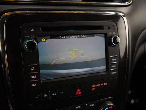 Used 2016 Buick Enclave Leather w/ Trailering Package AWD/4WD image 23