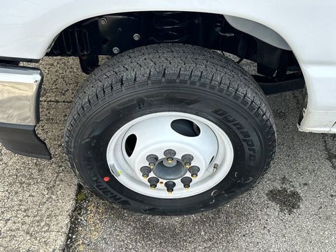 New 2027 Ford E-350 and Econoline 350 Super Duty w/ Power Equipment Group image 6