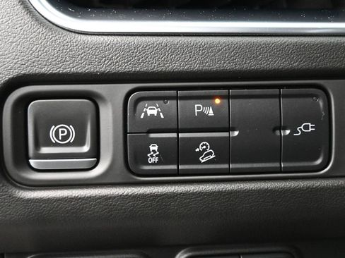 Used 2022 Chevrolet Tahoe Z71 image 6