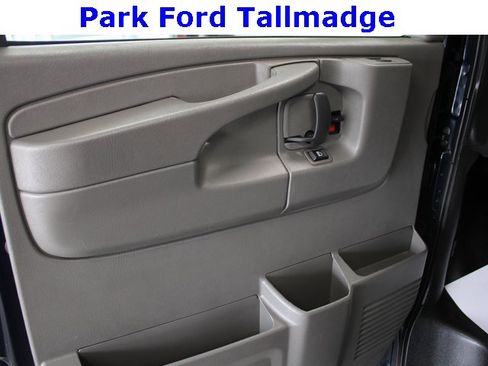 Used 2014 Chevrolet Express 1500 image 10