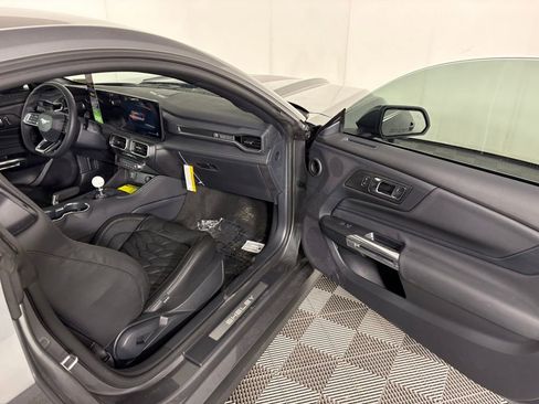 New 2025 Ford Mustang GT Premium w/ GT Performance Package RWD image 34