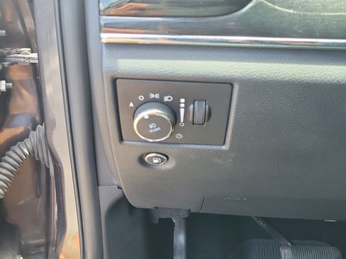 Used 2020 Jeep Grand Cherokee Trailhawk w/ Premium Lighting Group AWD/4WD image 27
