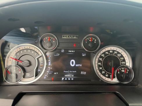 Used 2017 RAM 1500 Laramie AWD/4WD image 13