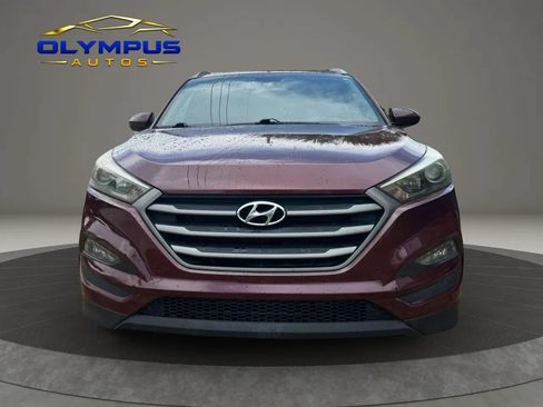 Used 2016 Hyundai Tucson SE w/ Option Group 02 FWD image 3