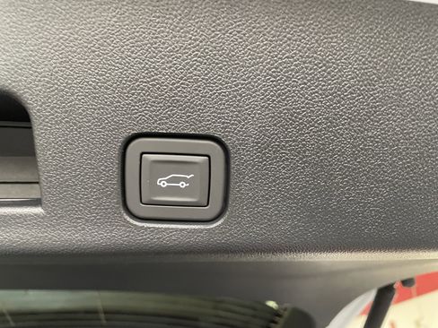 New 2026 GMC Acadia Elevation w/ Elevation Premium Package image 10