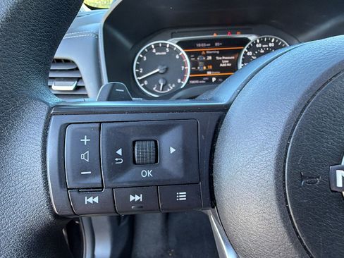 Used 2024 Nissan Rogue SV AWD/4WD image 26