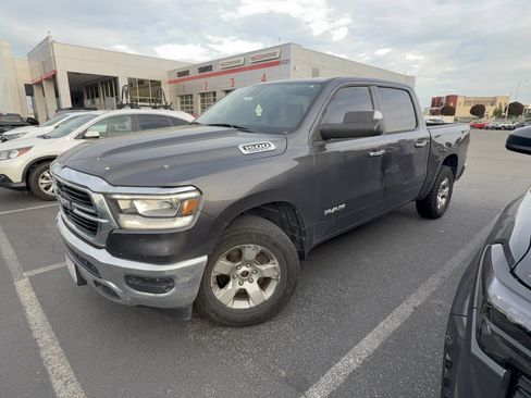 Used 2019 RAM 1500 Big Horn AWD/4WD image 3