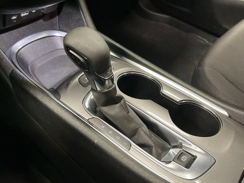 Used 2024 Chevrolet Malibu LT FWD image 25