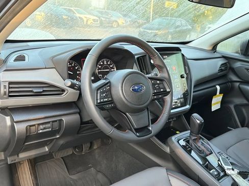Certified 2025 Subaru Crosstrek 2.5i Limited AWD/4WD image 10