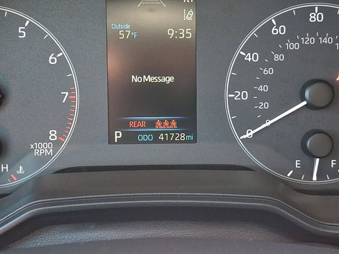 Used 2023 Toyota Corolla LE w/ Carpet Mat Package (TMS) FWD image 19