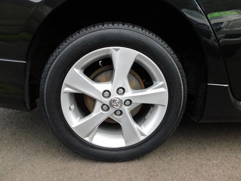 Used 2012 Toyota Corolla S FWD image 20