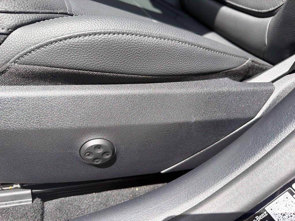 Used 2026 Mercedes-Benz C 300 Sedan image 15
