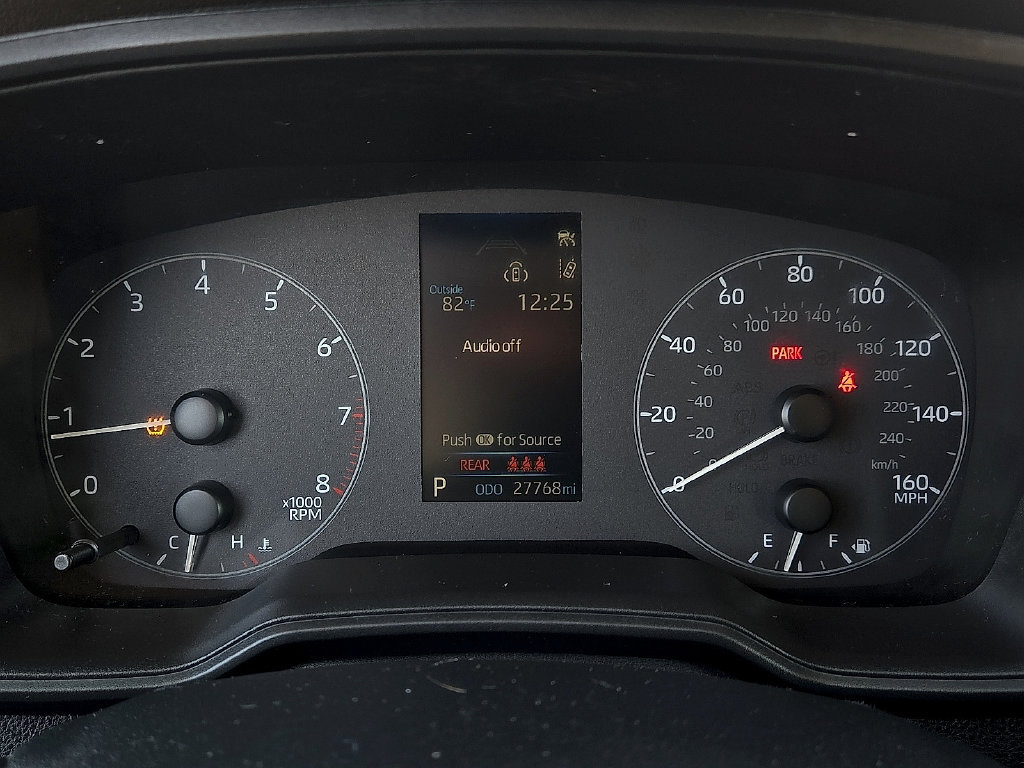 Used 2023 Toyota Corolla LE FWD image 18