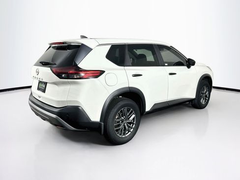 Used 2023 Nissan Rogue S FWD image 9