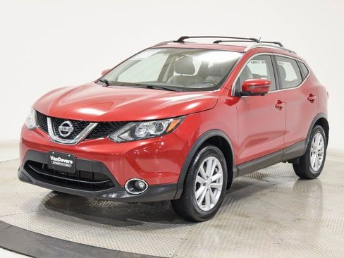 Used 2017 Nissan Rogue Sport SV w/ SV Premium Package image 6