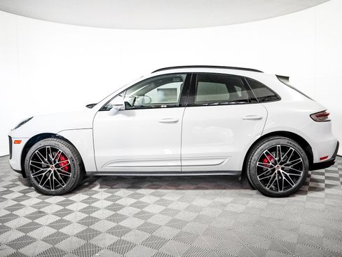 New 2026 Porsche Macan S image 2